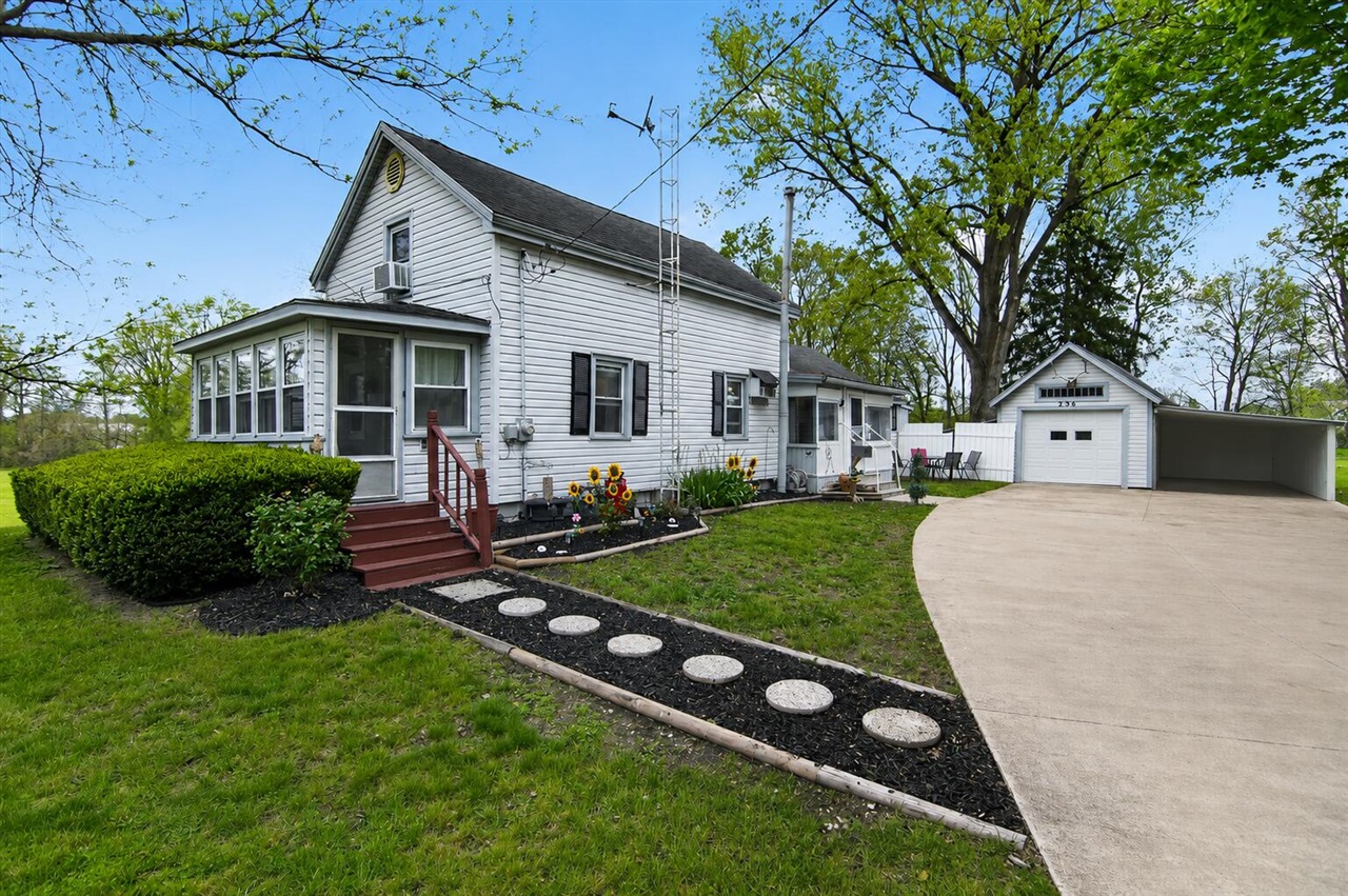 236 W Congress Street, Morenci, MI, 49256-1241