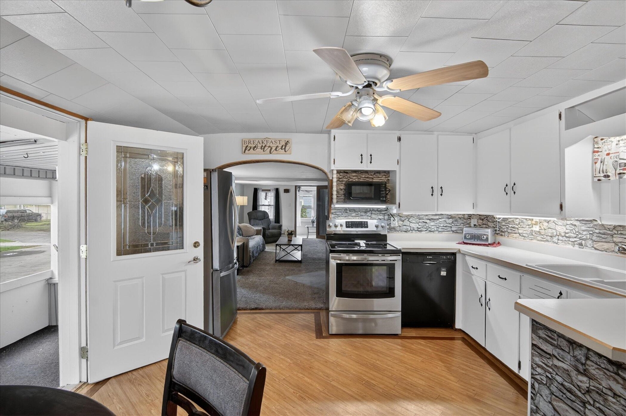 236 W Congress Street, Morenci, MI, 49256-1241