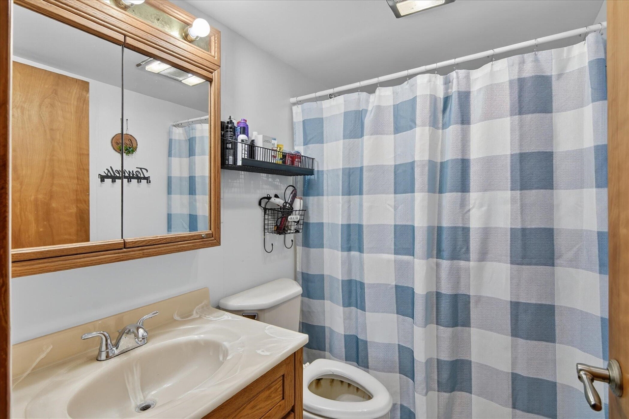 236 W Congress Street, Morenci, MI, 49256-1241