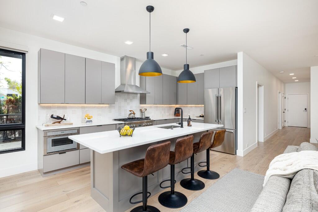 325 E Summit Street UNIT&nbsp;101, Ann Arbor, MI, 48104-1077
