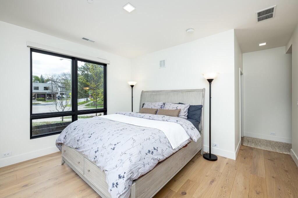 325 E Summit Street UNIT&nbsp;101, Ann Arbor, MI, 48104-1077