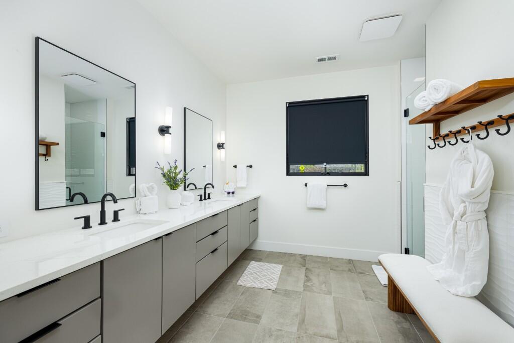 325 E Summit Street UNIT&nbsp;101, Ann Arbor, MI, 48104-1077