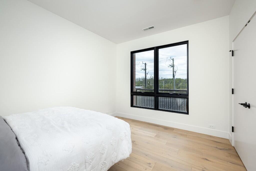 325 E Summit Street UNIT&nbsp;101, Ann Arbor, MI, 48104-1077
