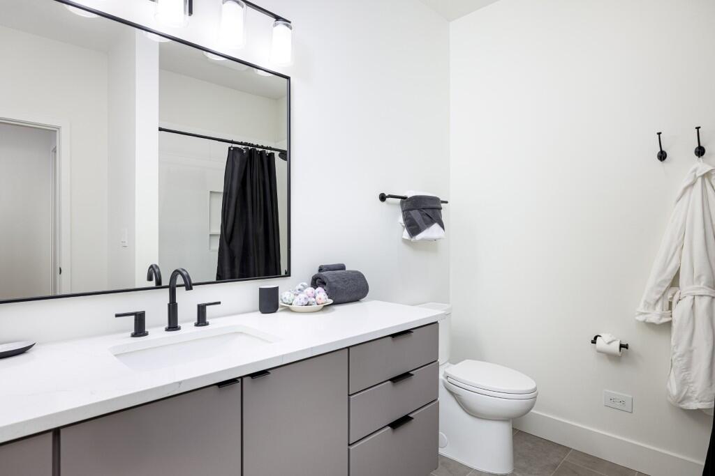 325 E Summit Street UNIT&nbsp;101, Ann Arbor, MI, 48104-1077