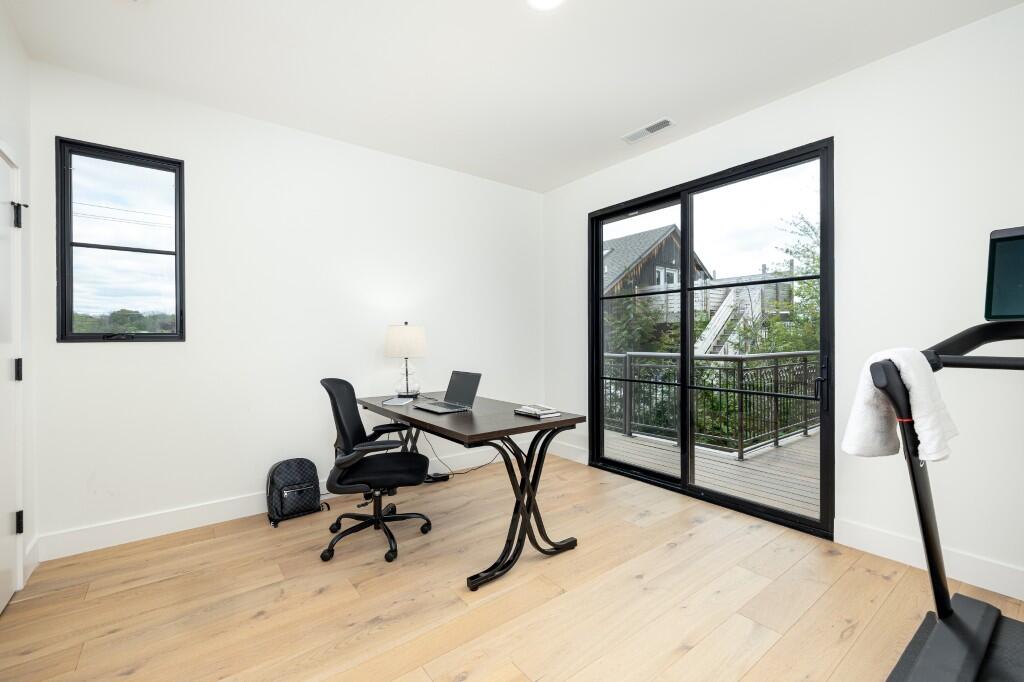 325 E Summit Street UNIT&nbsp;101, Ann Arbor, MI, 48104-1077