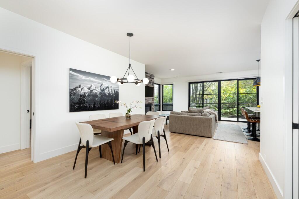 325 E Summit Street UNIT&nbsp;101, Ann Arbor, MI, 48104-1077