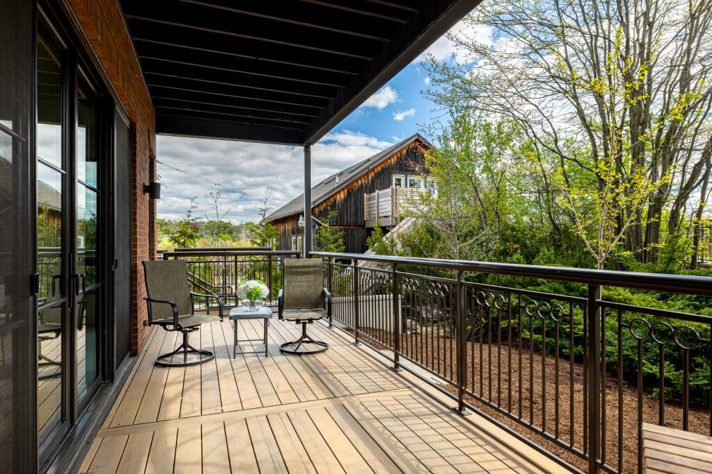 325 E Summit Street UNIT&nbsp;101, Ann Arbor, MI, 48104-1077