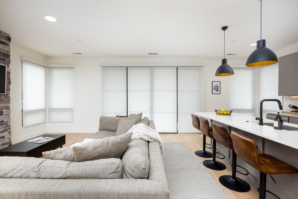 325 E Summit Street UNIT&nbsp;101, Ann Arbor, MI, 48104-1077