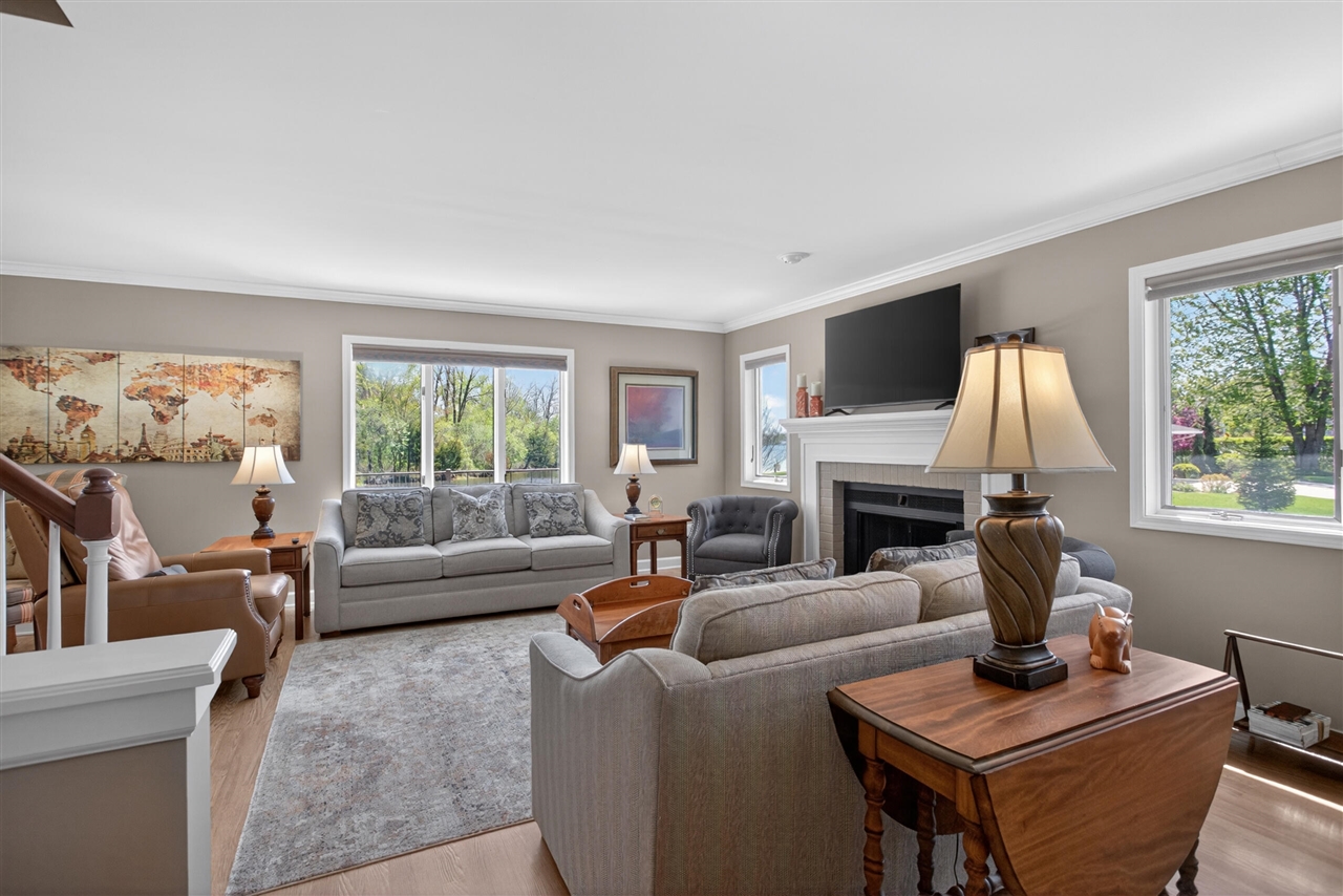 5745 Browns Lake Road, Jackson, MI, 49203-5606