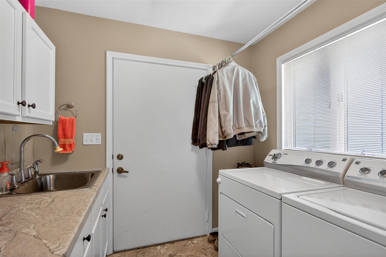5745 Browns Lake Road, Jackson, MI, 49203-5606