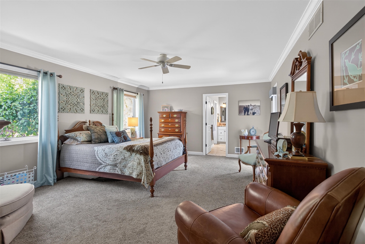 5745 Browns Lake Road, Jackson, MI, 49203-5606