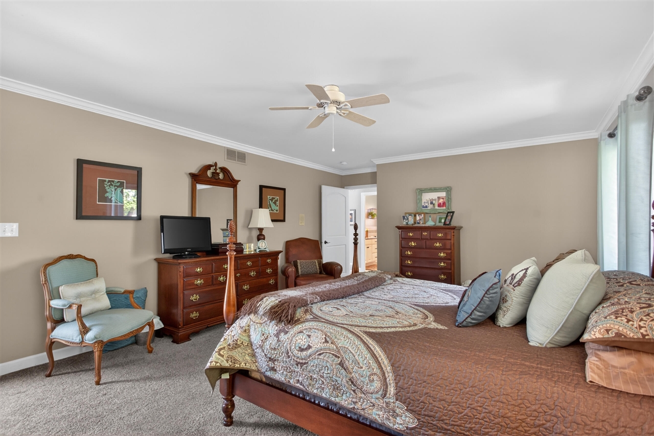 5745 Browns Lake Road, Jackson, MI, 49203-5606