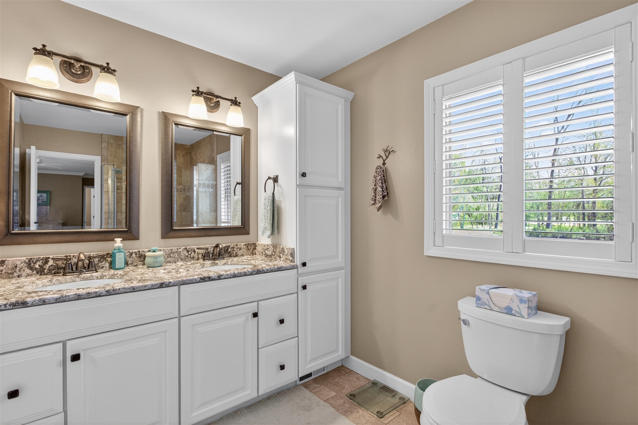 5745 Browns Lake Road, Jackson, MI, 49203-5606