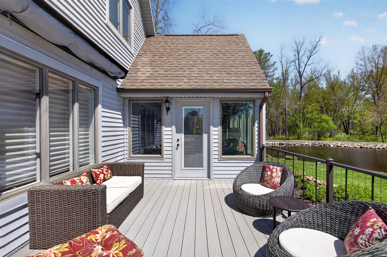 5745 Browns Lake Road, Jackson, MI, 49203-5606