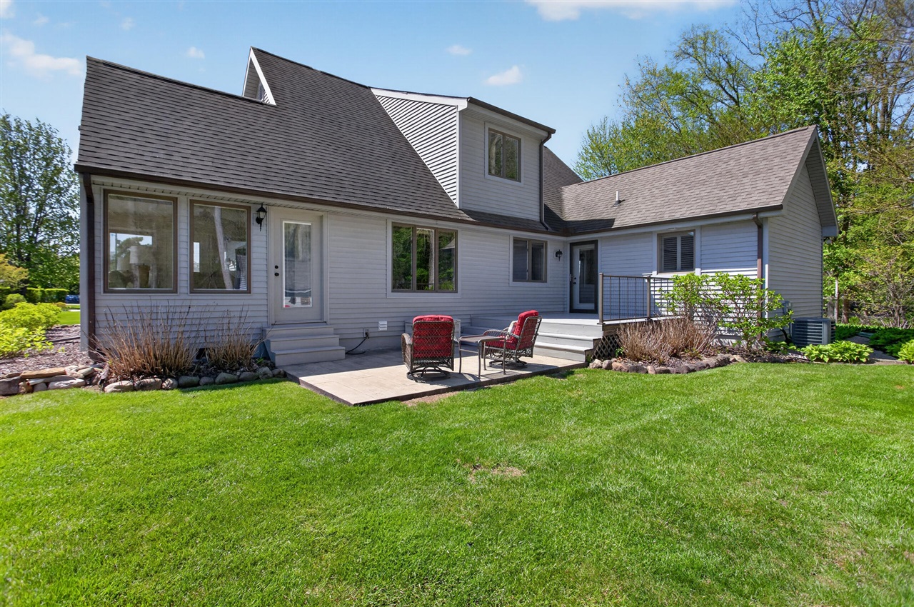 5745 Browns Lake Road, Jackson, MI, 49203-5606