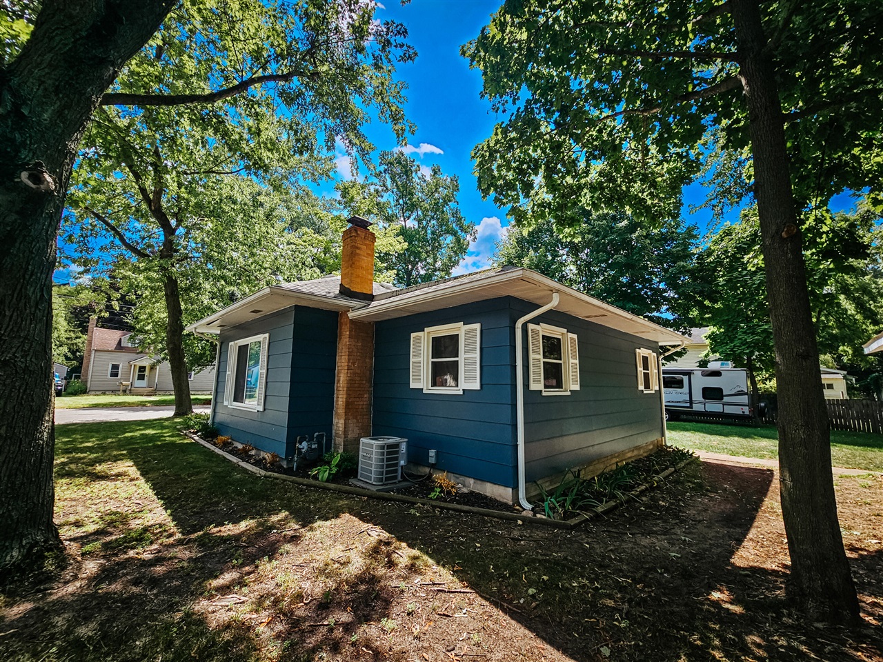 Homes for sale in Hillsdale, MI | 58 Salem St, Hillsdale, MI 49242 | MLS# 70529989
