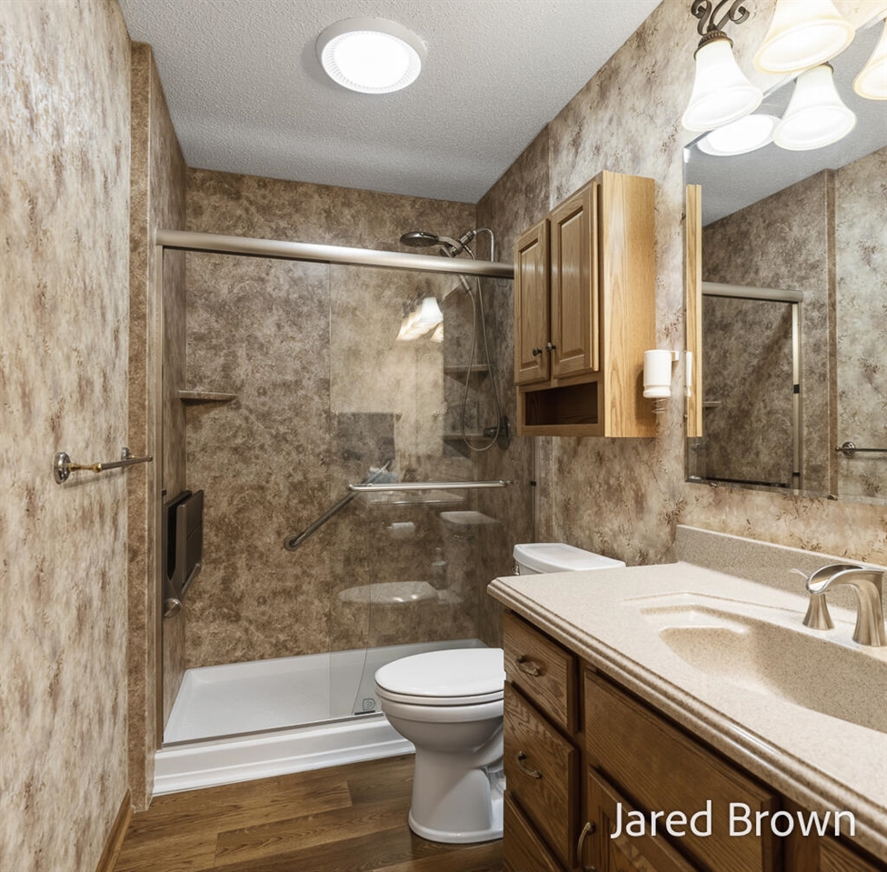 19159 Pine Grove Court, Spring Lake, MI, 49456-2332