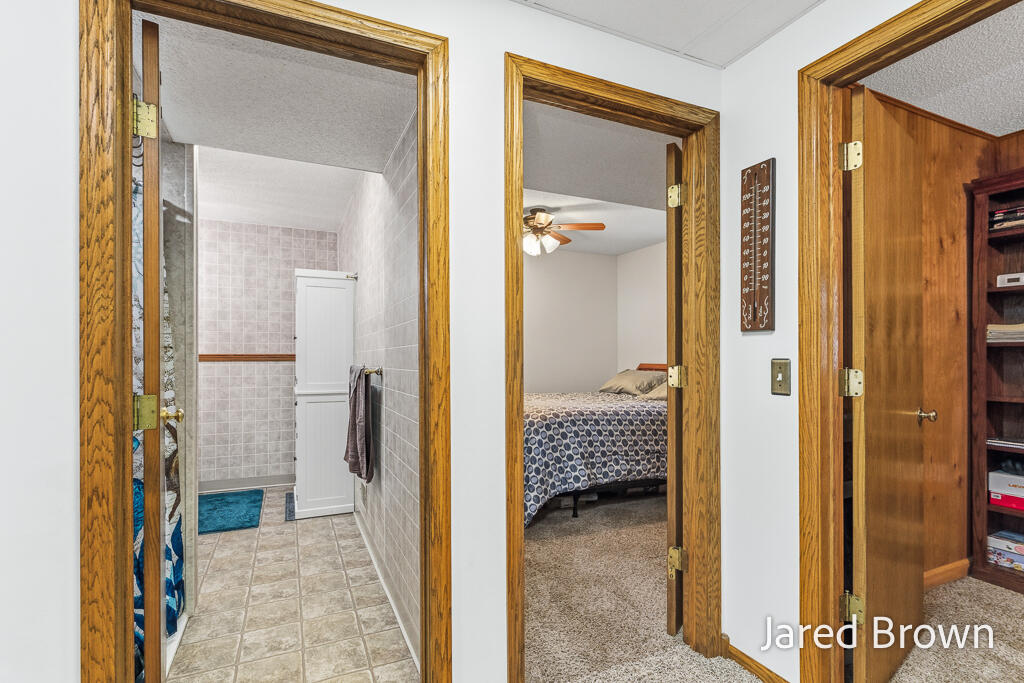 19159 Pine Grove Court, Spring Lake, MI, 49456-2332