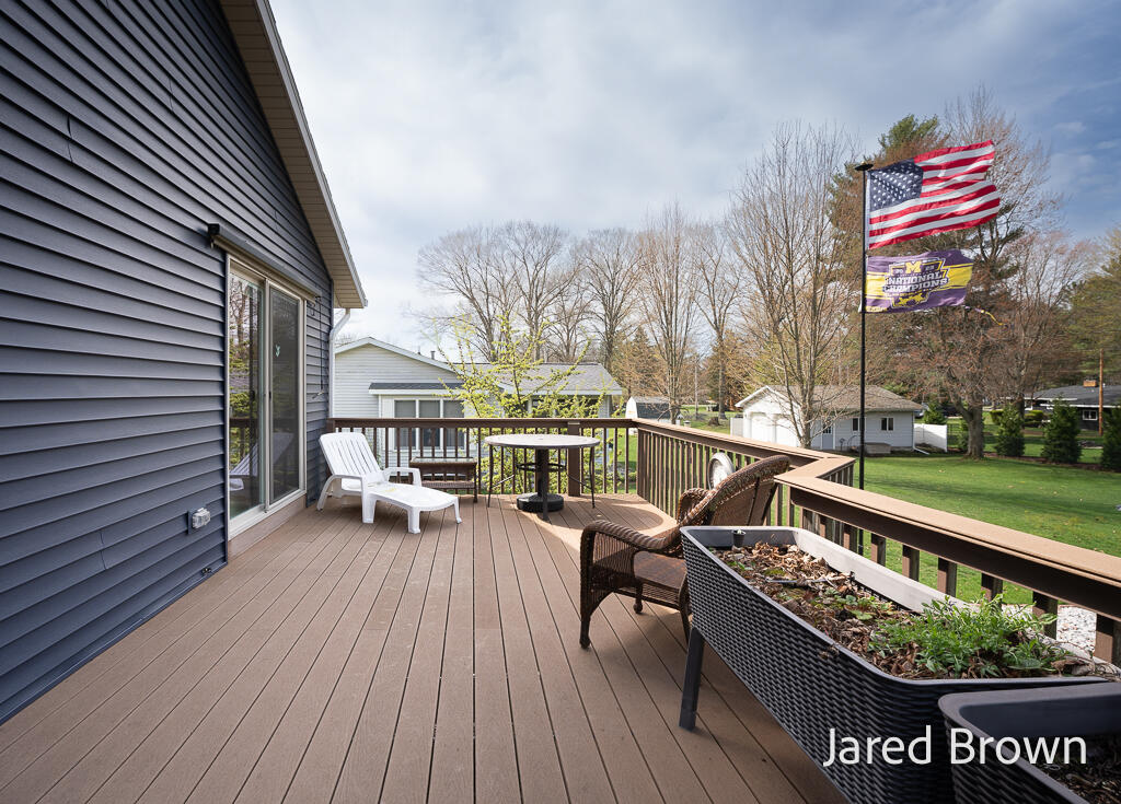 19159 Pine Grove Court, Spring Lake, MI, 49456-2332