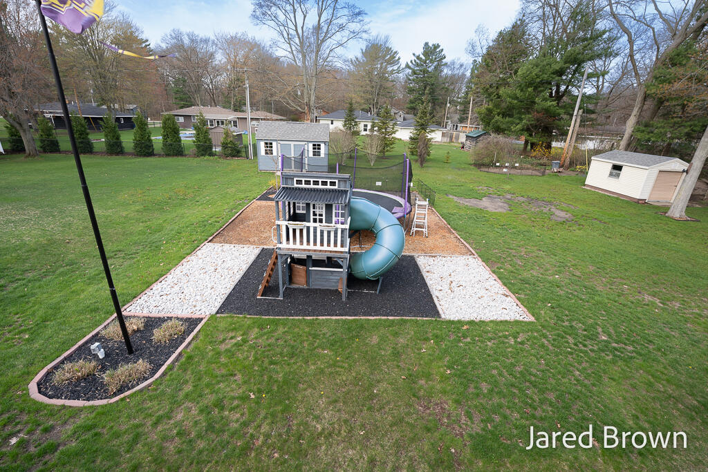 19159 Pine Grove Court, Spring Lake, MI, 49456-2332