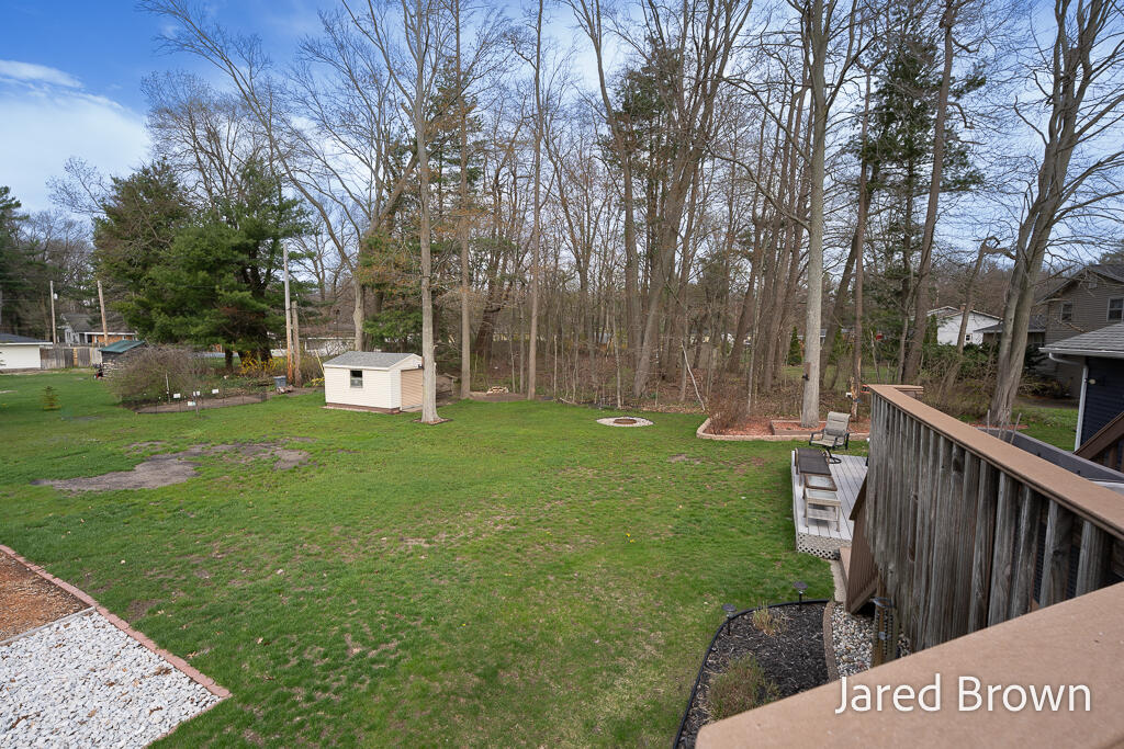 19159 Pine Grove Court, Spring Lake, MI, 49456-2332