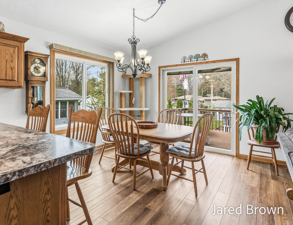 19159 Pine Grove Court, Spring Lake, MI, 49456-2332