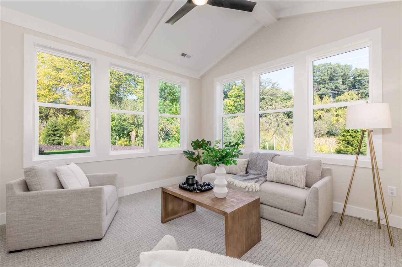 4708 Knapp Bluff Drive, Grand Rapids, MI, 49525