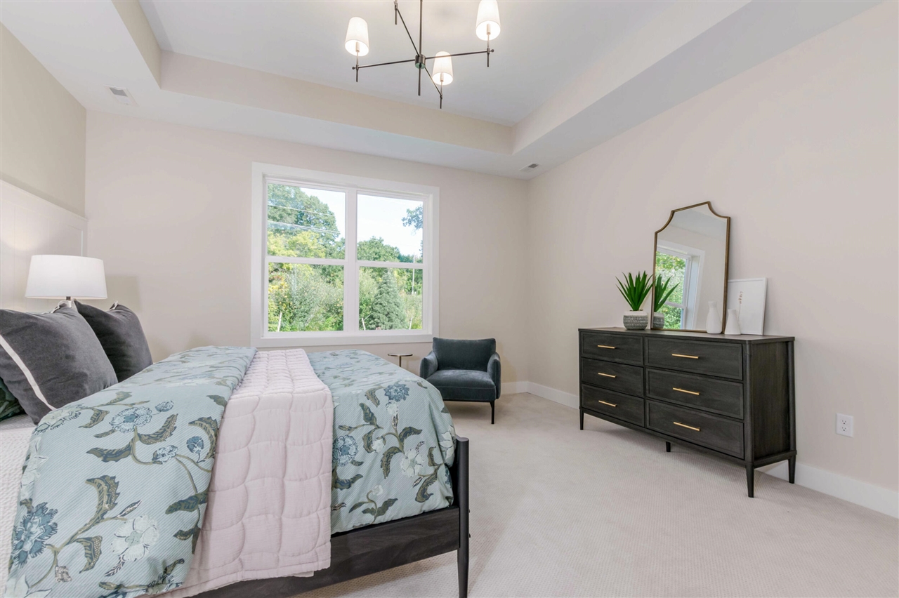4708 Knapp Bluff Drive, Grand Rapids, MI, 49525
