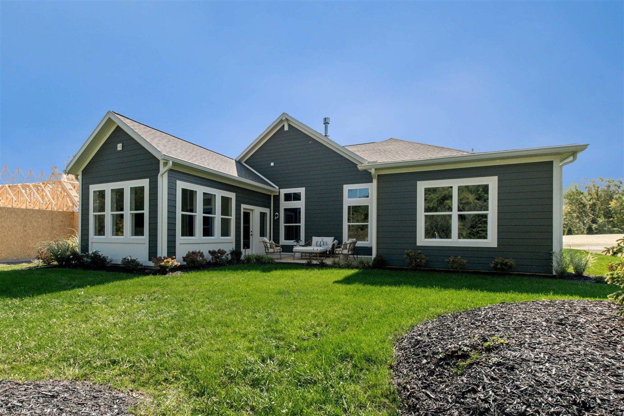 4708 Knapp Bluff Drive, Grand Rapids, MI, 49525
