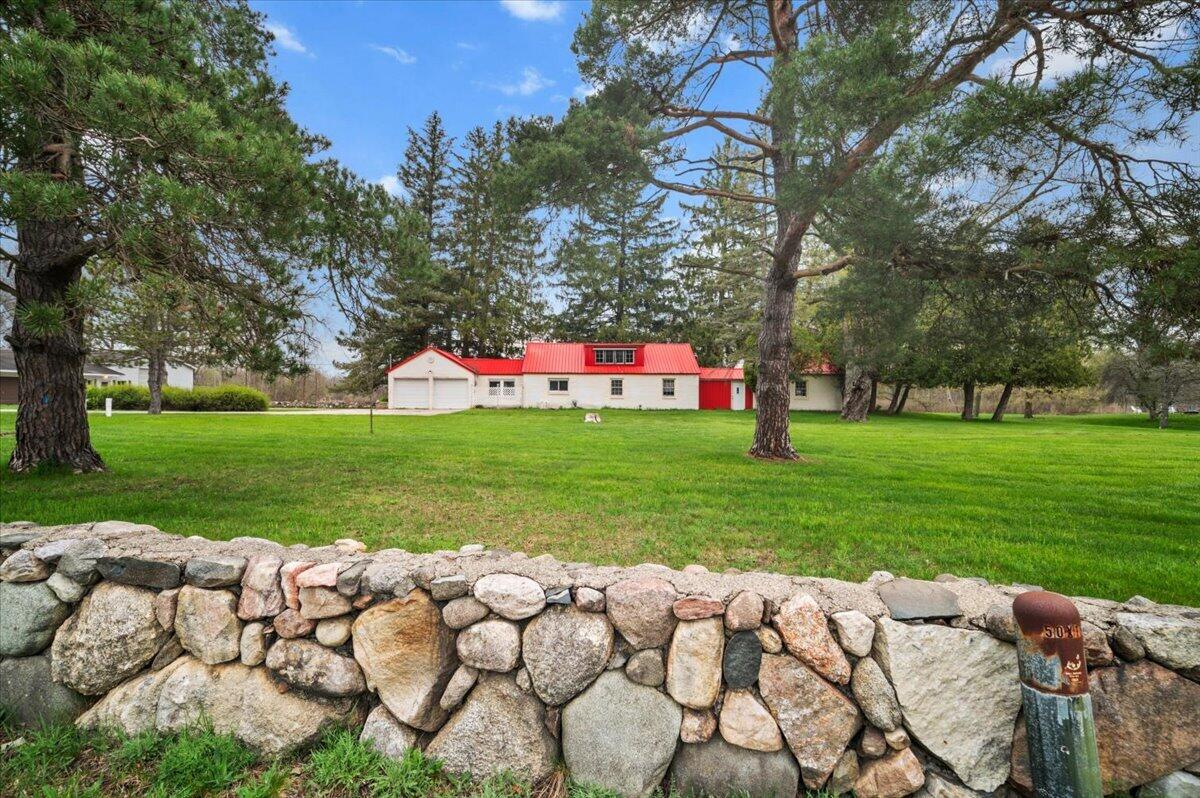 5th image of 5599 Howard City Edmore Rd, Vestaburg, MI 48891 | MLS# 70530014