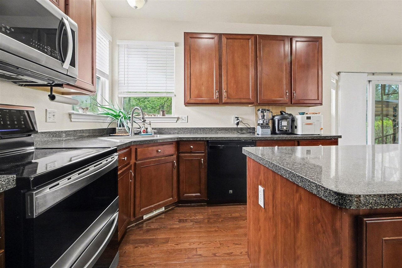 35526 Abbey Drive, Romulus, MI, 48174-6346