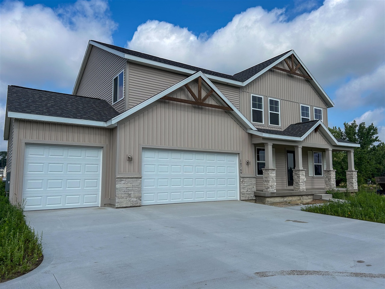 2nd image of 10769 56th Ave, Allendale, MI 49401 | MLS# 70530030