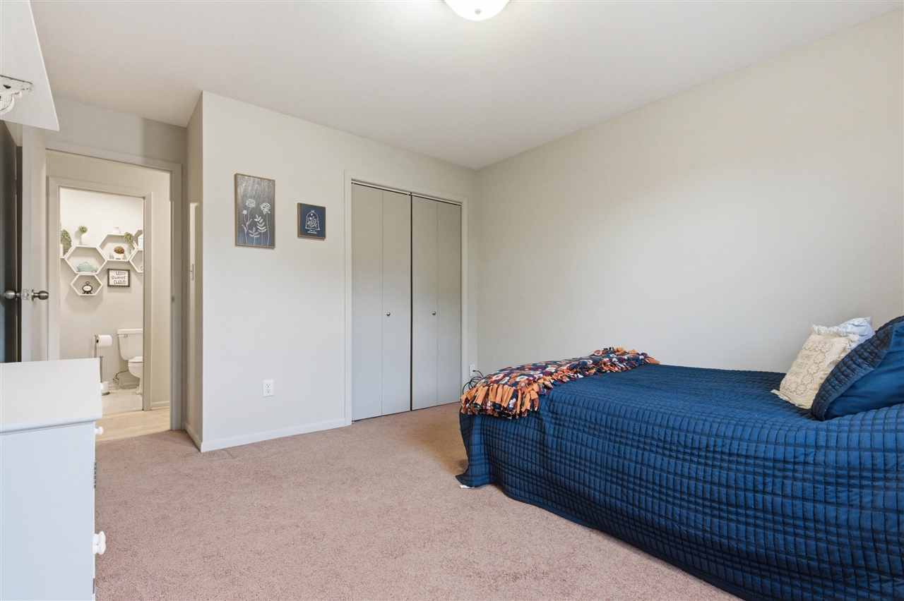 7500 Boulder Bluff Drive UNIT&nbsp;9, Jenison, MI, 49428-8946