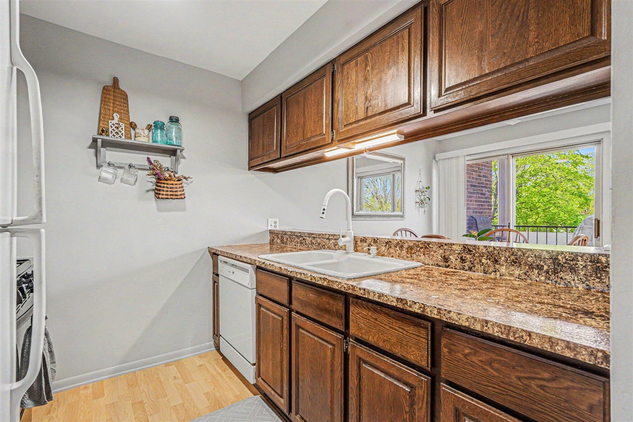 7500 Boulder Bluff Drive UNIT&nbsp;9, Jenison, MI, 49428-8946