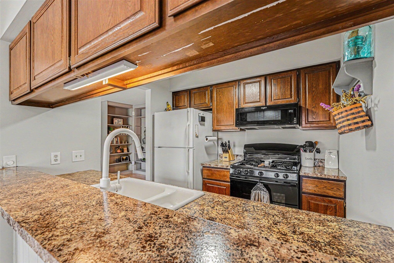 7500 Boulder Bluff Drive UNIT&nbsp;9, Jenison, MI, 49428-8946