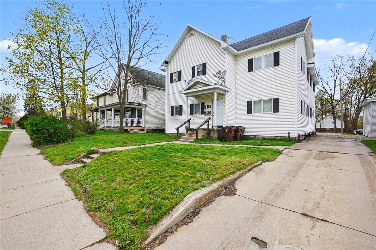 Street, Big Rapids, MI, 49307-1854