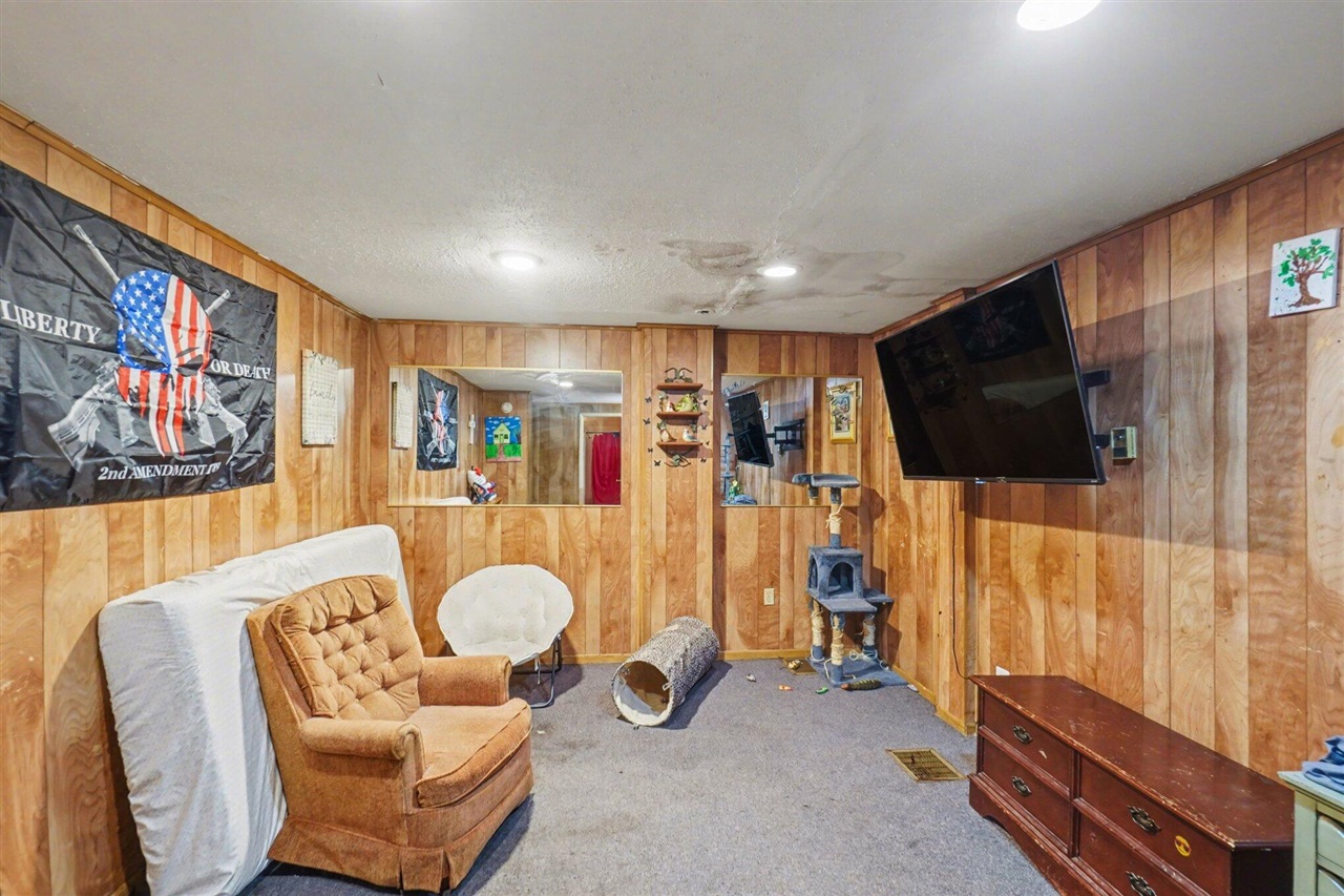 Street, Big Rapids, MI, 49307-1854