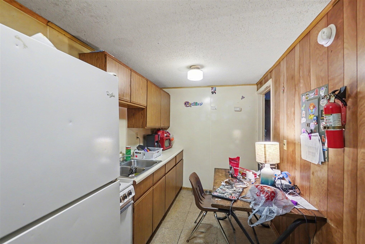 Street, Big Rapids, MI, 49307-1854