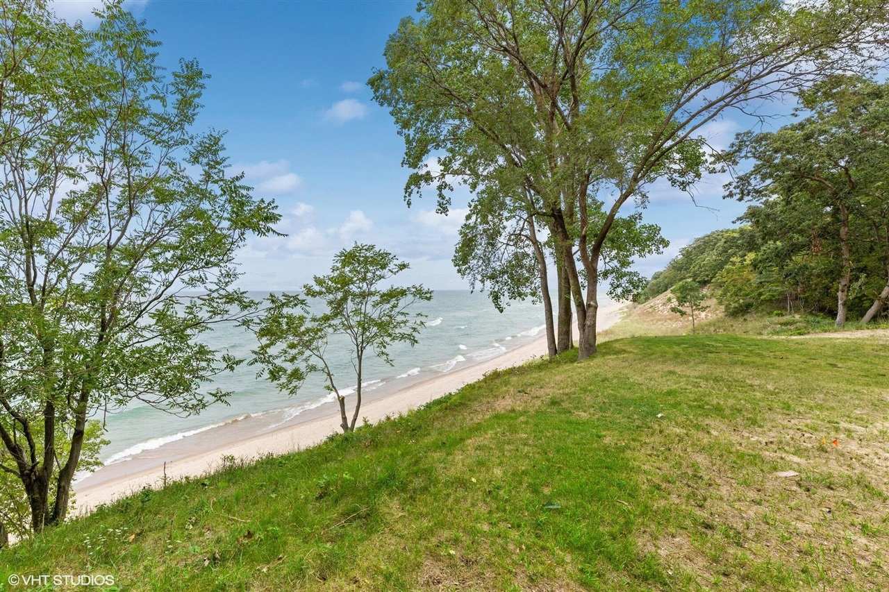 52 Lake Road, Bridgman, MI, 49106