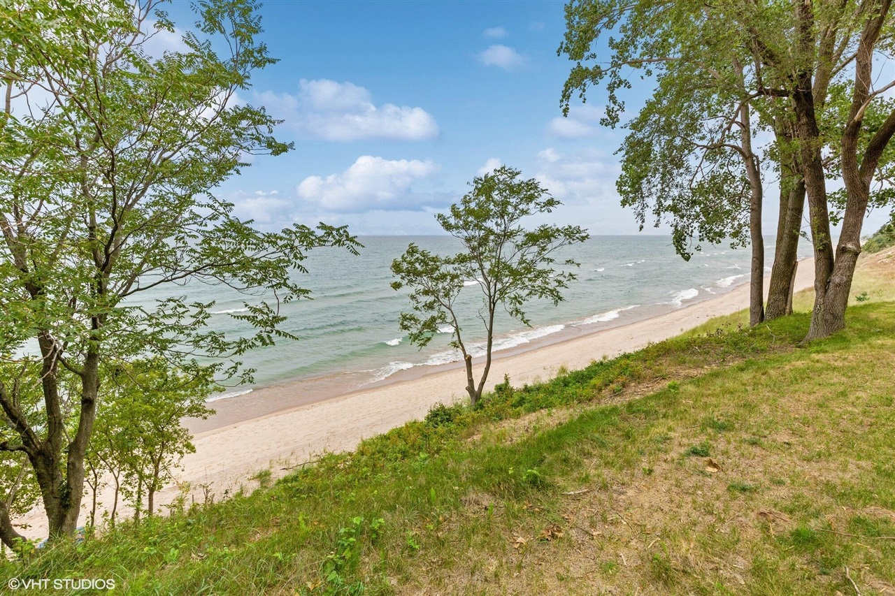 52 Lake Road, Bridgman, MI, 49106