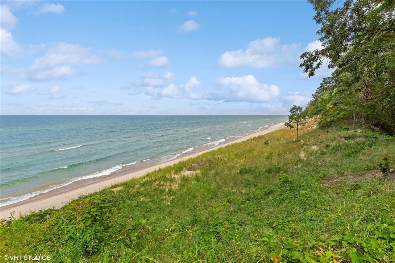 52 Lake Road, Bridgman, MI, 49106