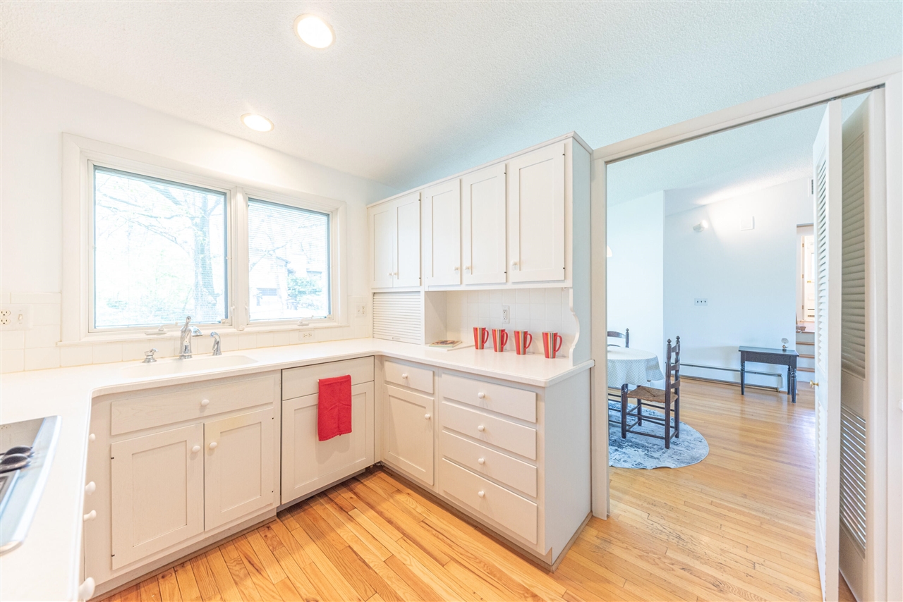 2229 Needham Road, Ann Arbor, MI, 48104-4907