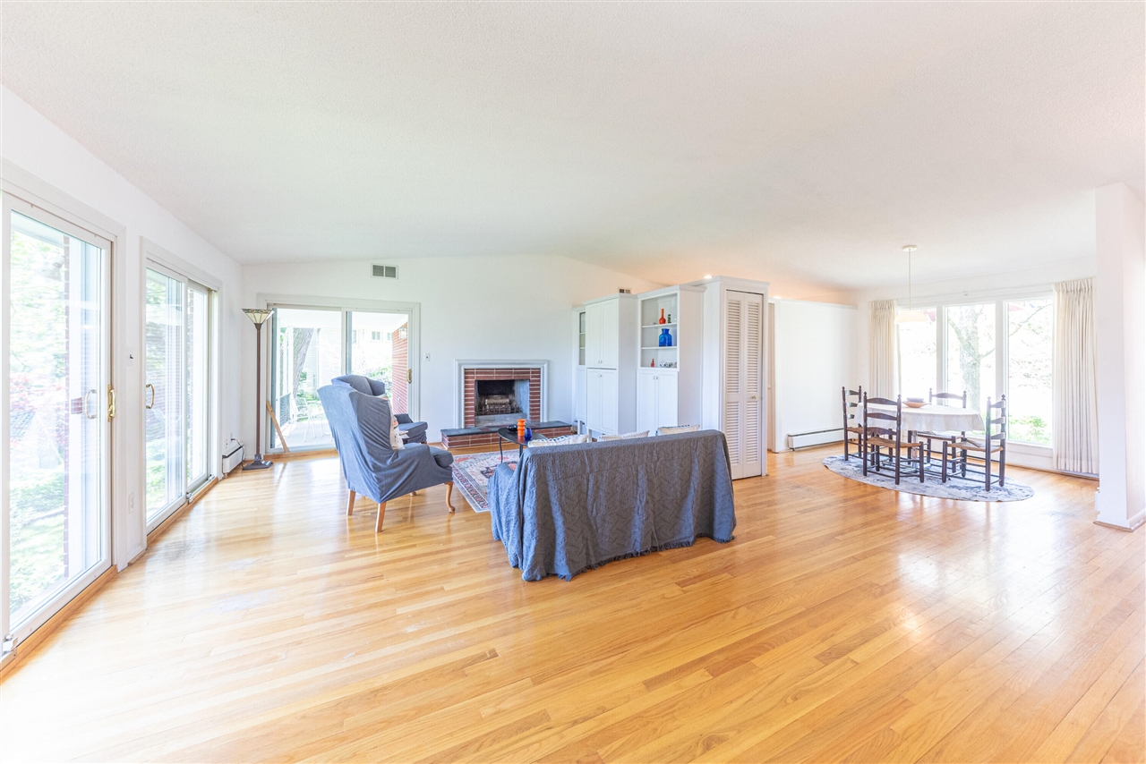2229 Needham Road, Ann Arbor, MI, 48104-4907