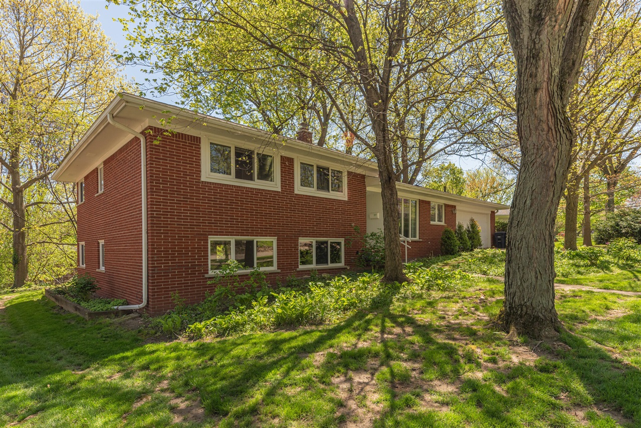 2229 Needham Road, Ann Arbor, MI, 48104-4907