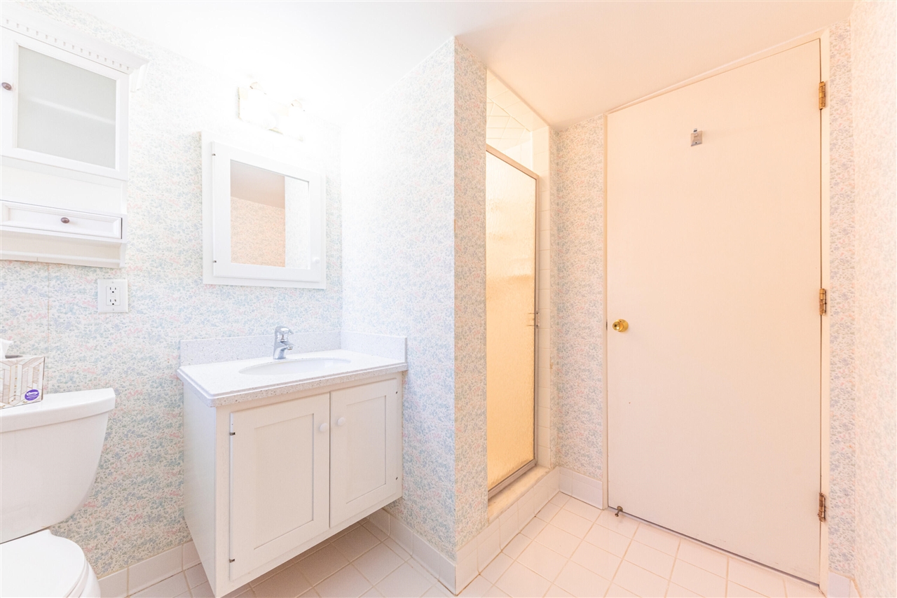 2229 Needham Road, Ann Arbor, MI, 48104-4907