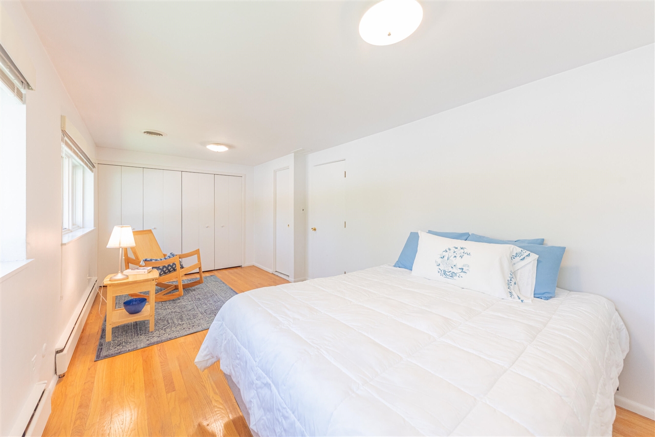 2229 Needham Road, Ann Arbor, MI, 48104-4907