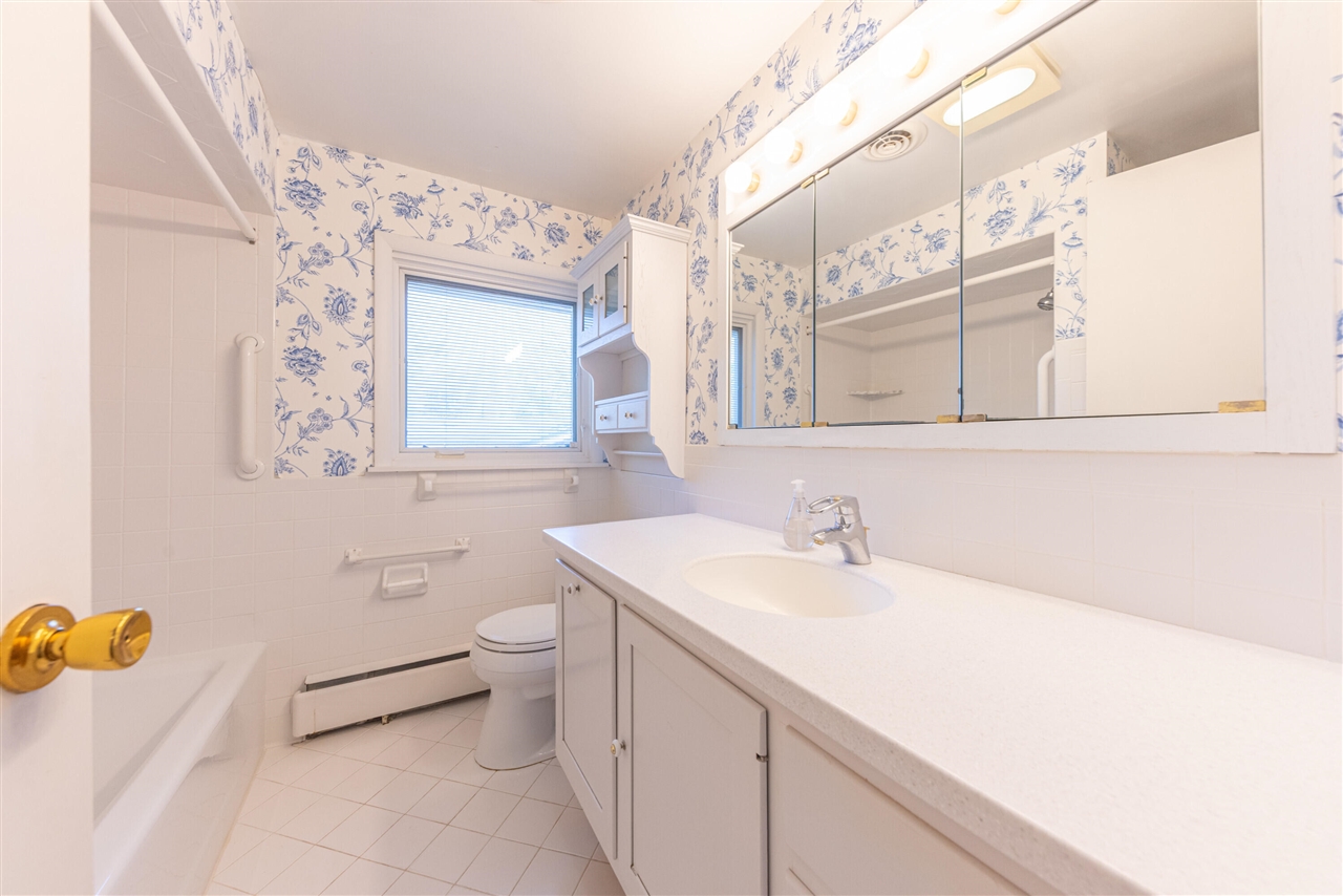 2229 Needham Road, Ann Arbor, MI, 48104-4907