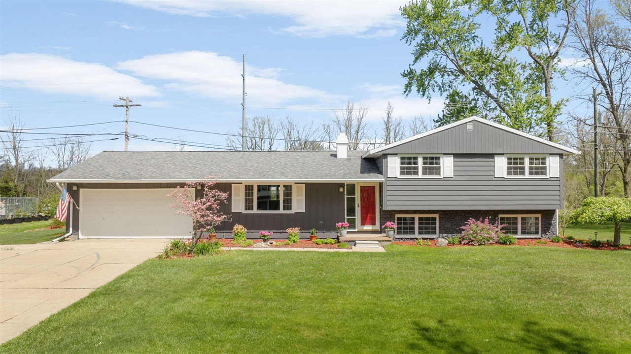 1409 Sioux Trail, Niles, MI, 49120-3135