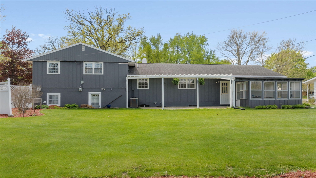 1409 Sioux Trail, Niles, MI, 49120-3135