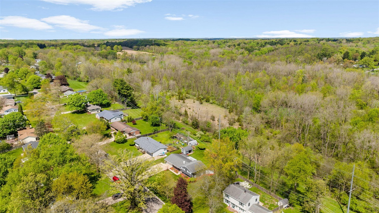 1409 Sioux Trail, Niles, MI, 49120-3135